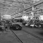 Wartungsarbeiten an einer Lokomotive der Serie 1600 (Mitte). Links im Bild ein Decauville-Anhänger. Rechts im Bild ist eine Brissonneau & Lotz (CFL 856) zu sehen. © Schmitz Christian.
